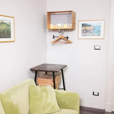 Station House Riccardo Apartment